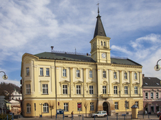 o radnice barevnymi stromy | WebJET CMS